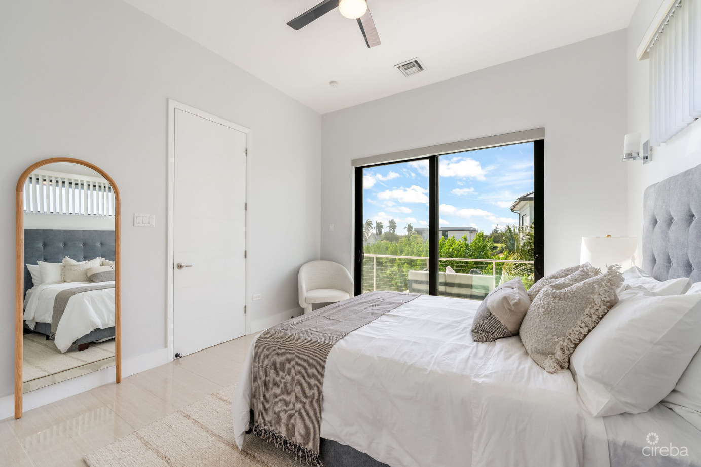 Daum Quay 12, Crystal Harbour Canal Front Home