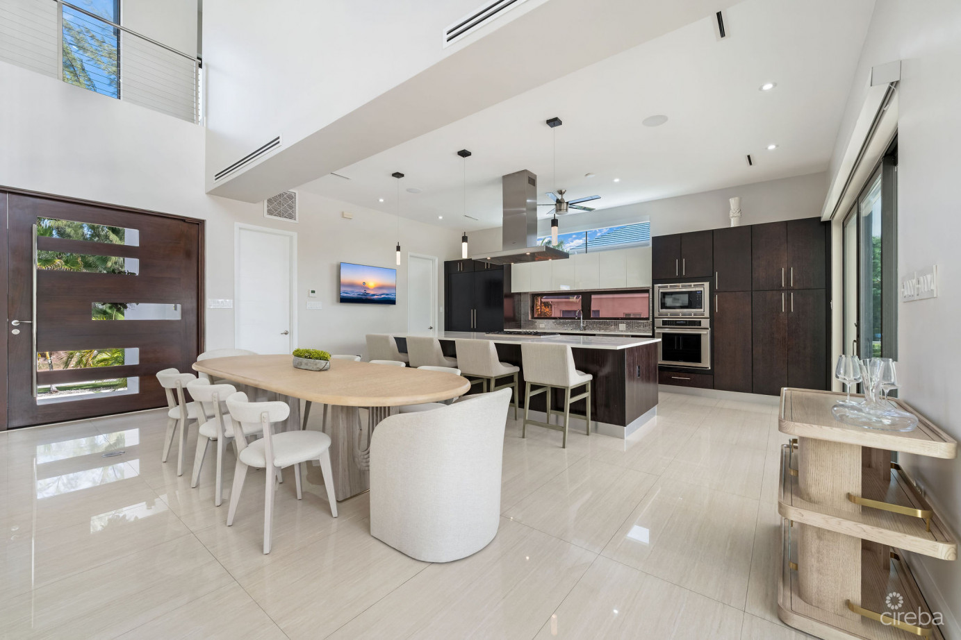 Daum Quay 12, Crystal Harbour Canal Front Home