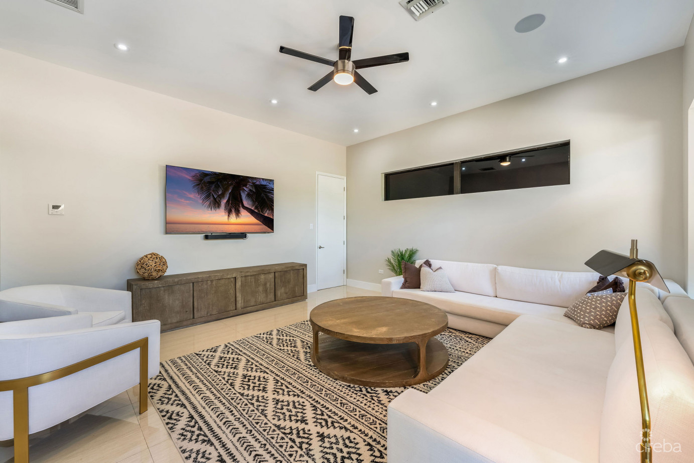 Daum Quay 12, Crystal Harbour Canal Front Home