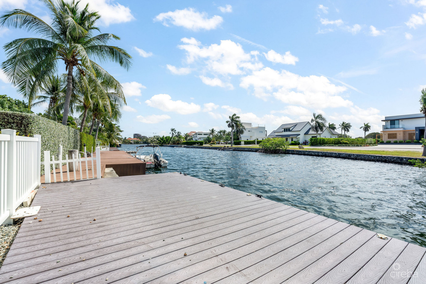 Daum Quay 12, Crystal Harbour Canal Front Home