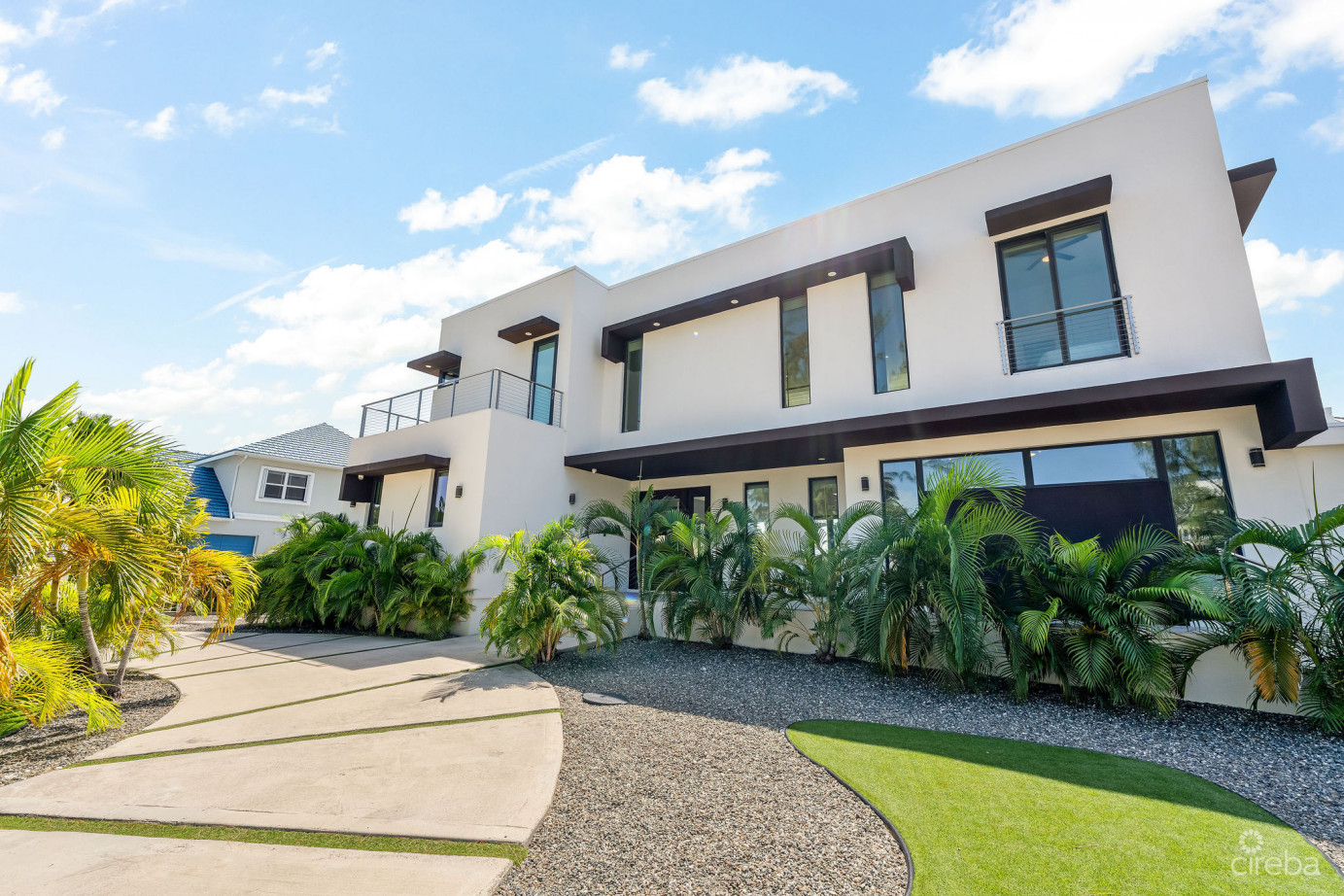 Daum Quay 12, Crystal Harbour Canal Front Home