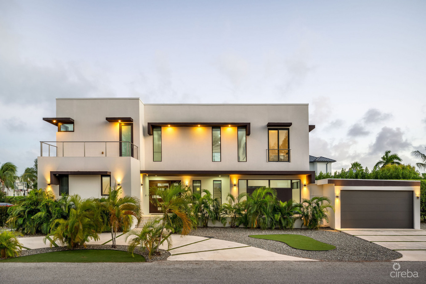 Daum Quay 12, Crystal Harbour Canal Front Home