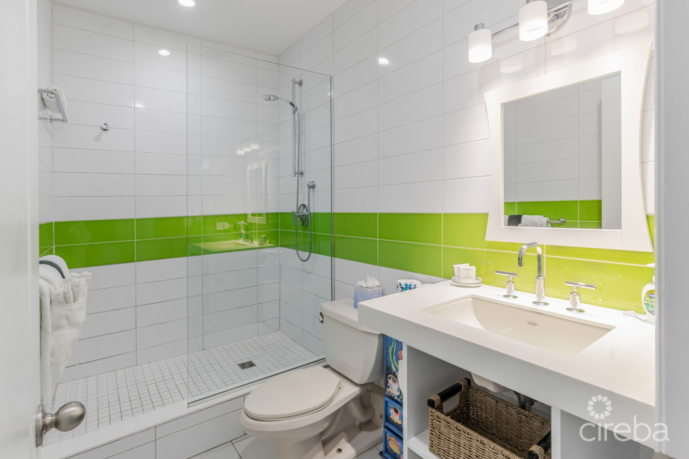 Harbour Heights, Seven Mile Beach (renovated)