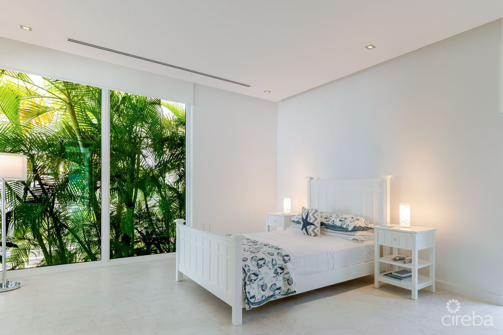 Kool Kai, Cayman Kai