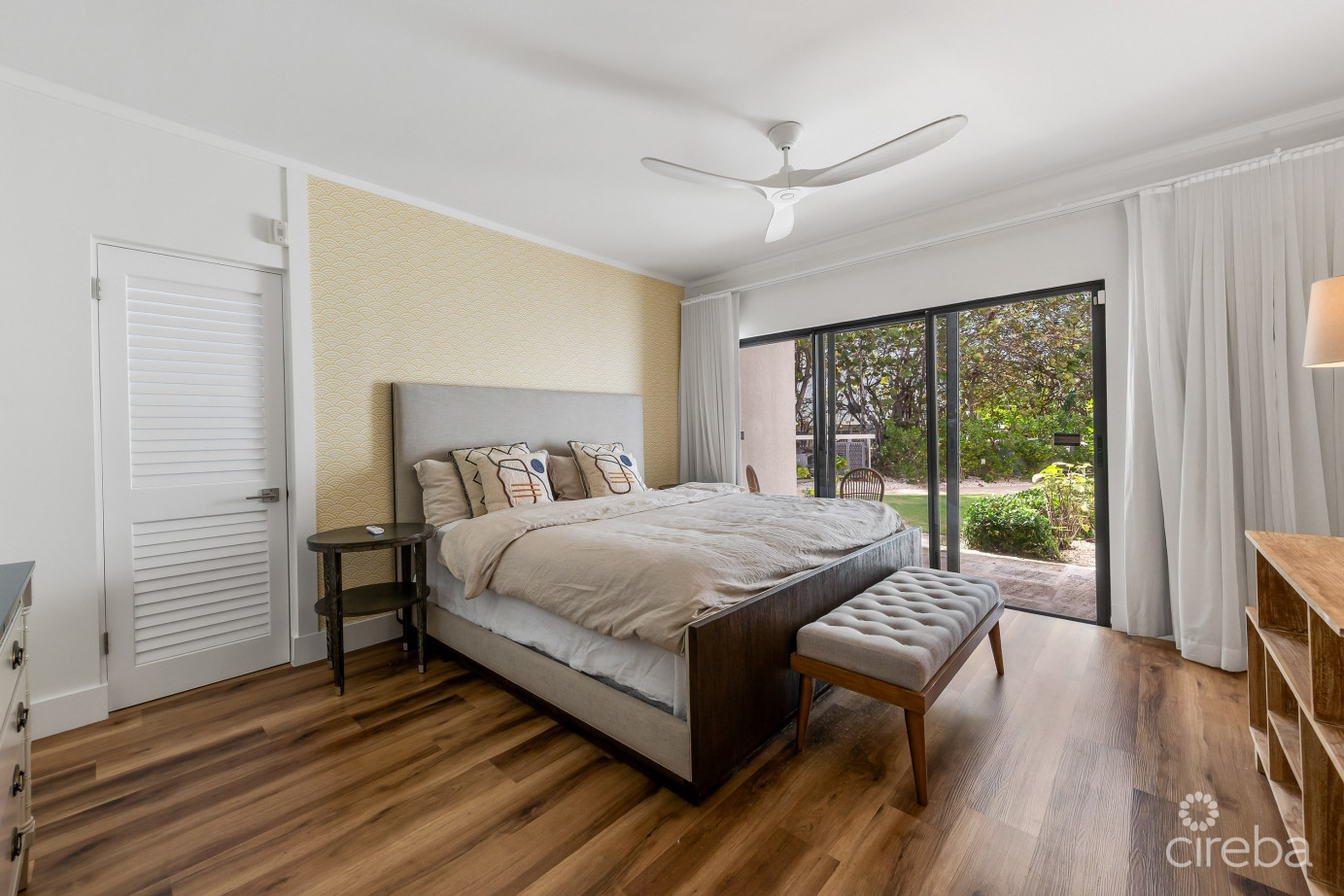 #4 Villas Pappagallo - Renovated 1 Bed / 1 Bath