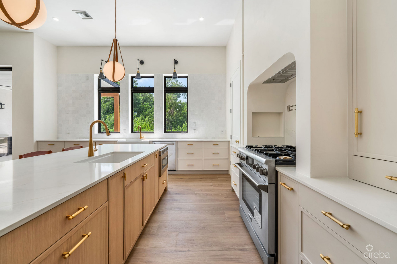 Bel Air Dr, South Sound - Custom New Build