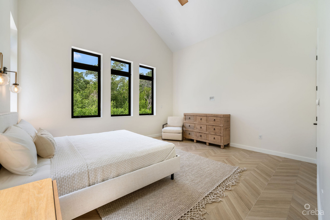 Bel Air Dr, South Sound - Custom New Build