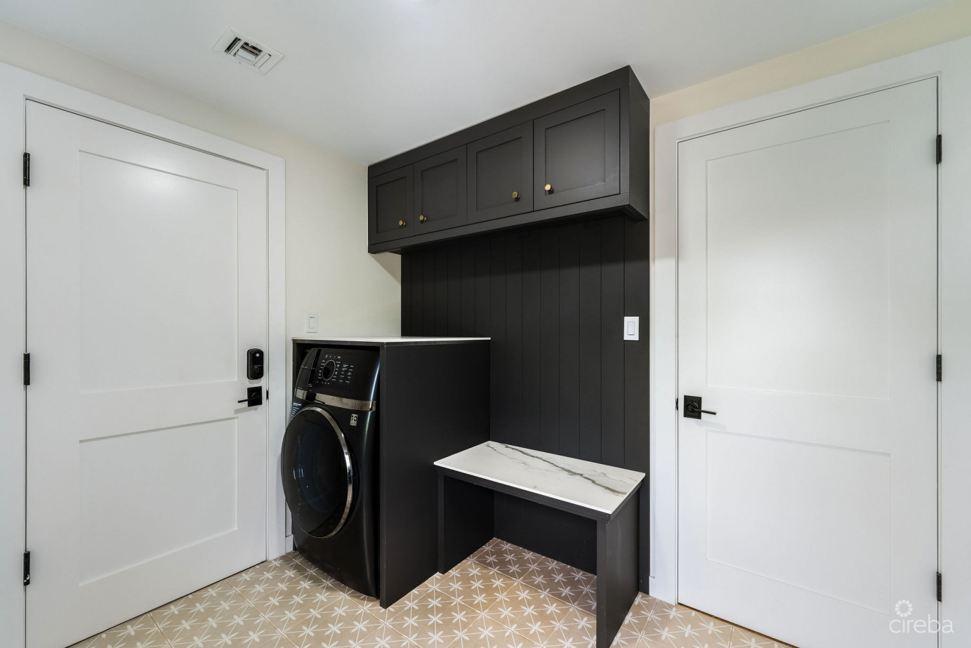 Bel Air Dr, South Sound - Custom New Build