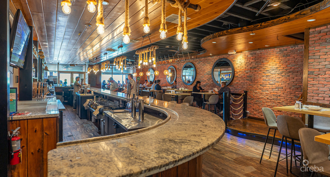 George Town Seafront Restaurant The Boathouse And White Whale Bar