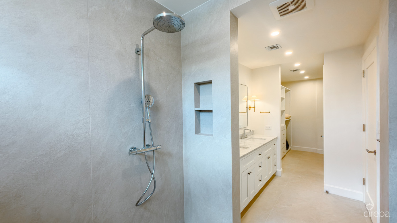 Britannia Kings Court 3 Bed With Dock