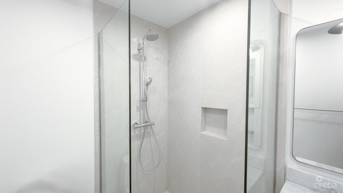 Britannia Kings Court 3 Bed With Dock