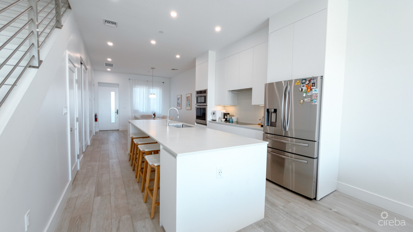 Aura #303 - Oceanfront 2 Bed Plus Den Townhouse Residence