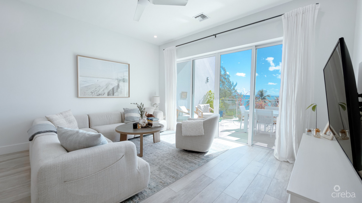 Aura #303 - Oceanfront 2 Bed Plus Den Townhouse Residence
