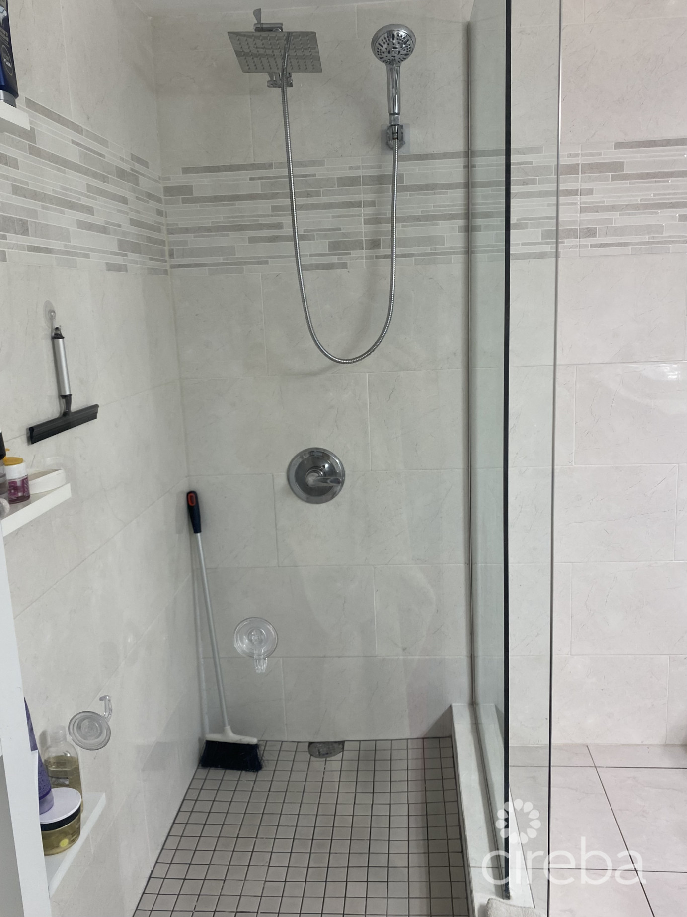 Lime Tree Bay Townhouse 2 Bed Freehold! Smb Corridor