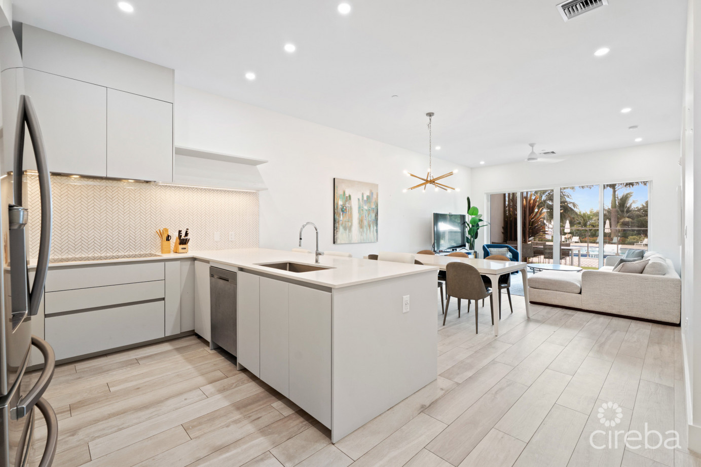 Aura #107, - Ground Floor 3 Bed Poolfront Residence