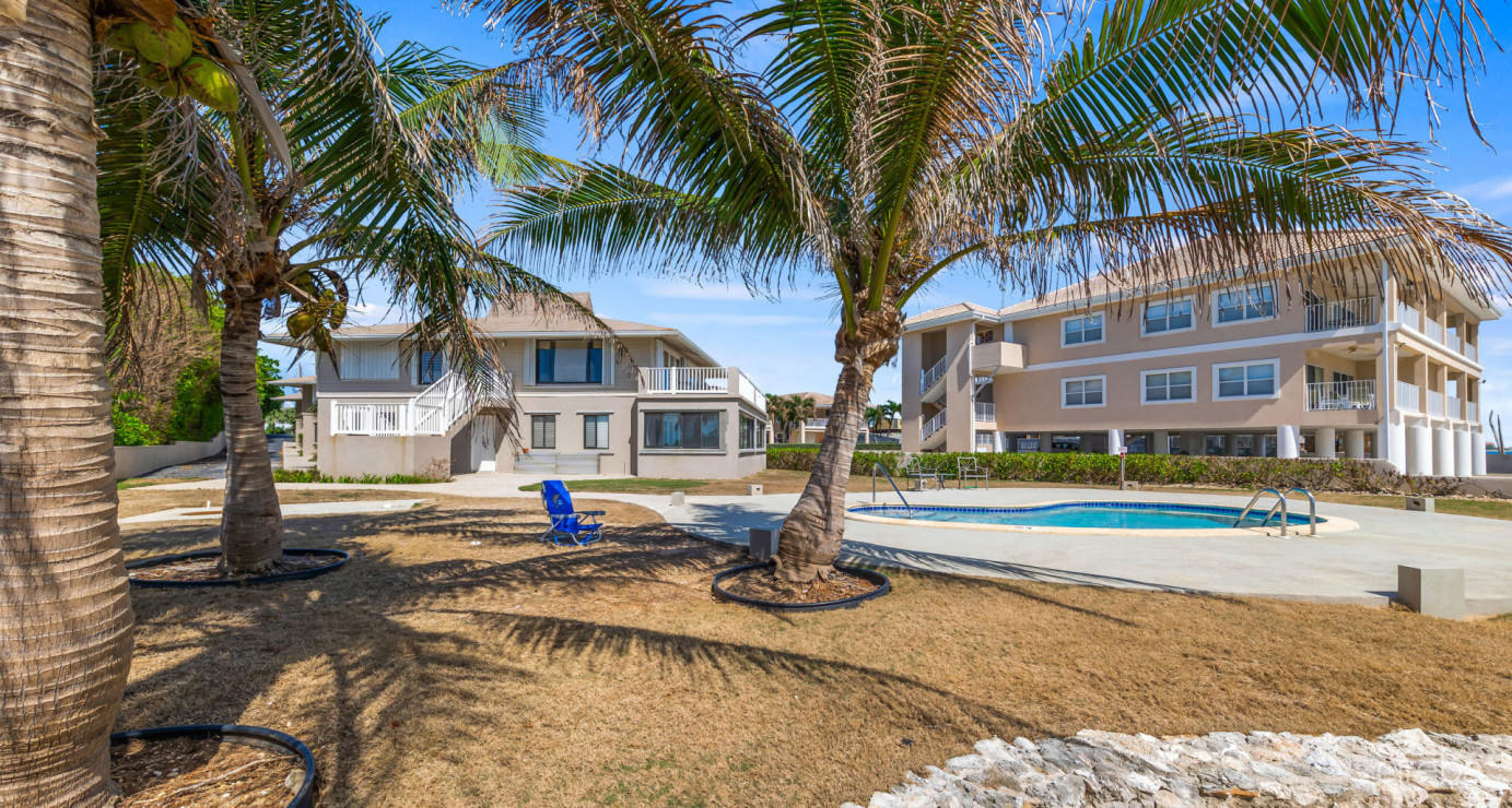 Clan Creek #3 (nw Point Oceanfront Condo)