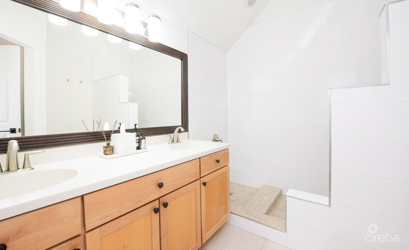 The Plantation 12, South Sound