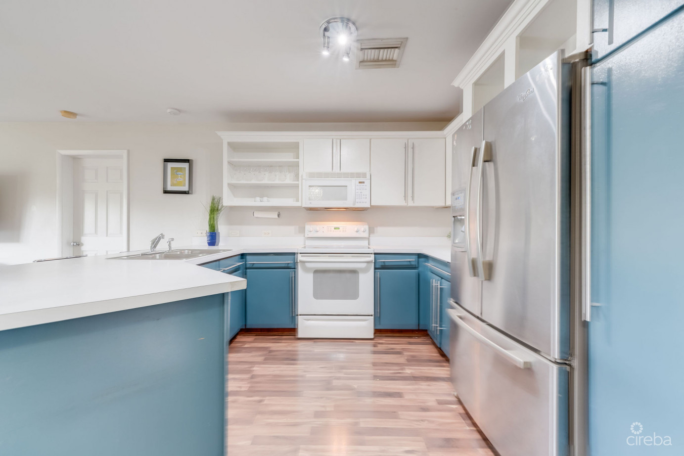 Sunrise Pool View End Unit Ground Floor