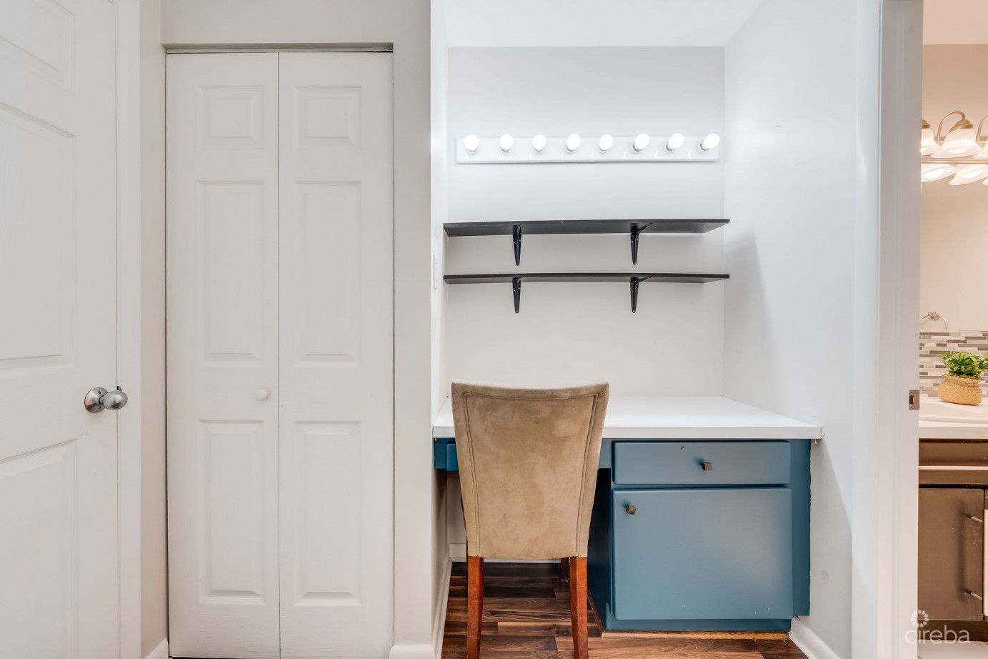 Sunrise Pool View End Unit Ground Floor