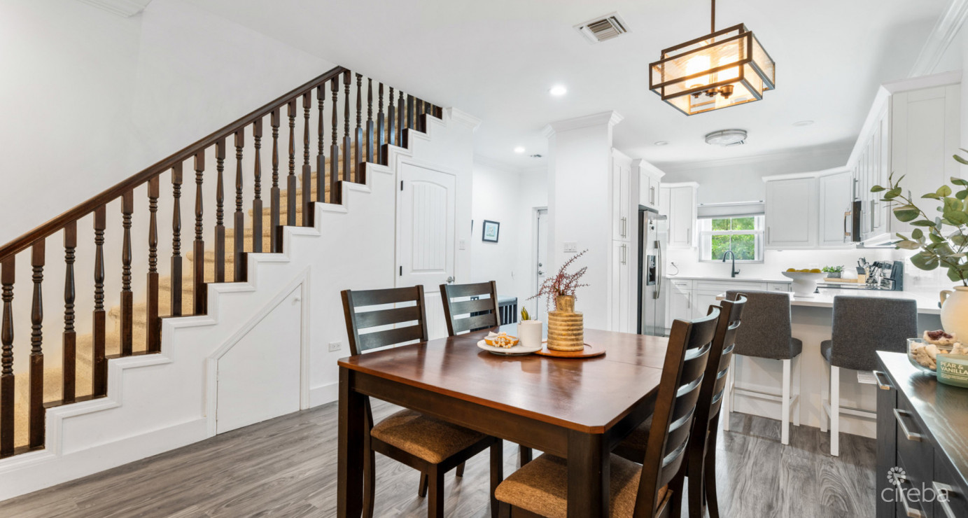 7 Snug Harbour Villas  Updated 2-bed, 2.5-bath In A Prime Seven Mile Beach Corridor Community