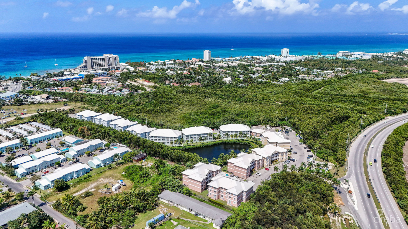 Lakeside  73 - 3 Bedroom - Near Seven Mile Beach And Camana Bay