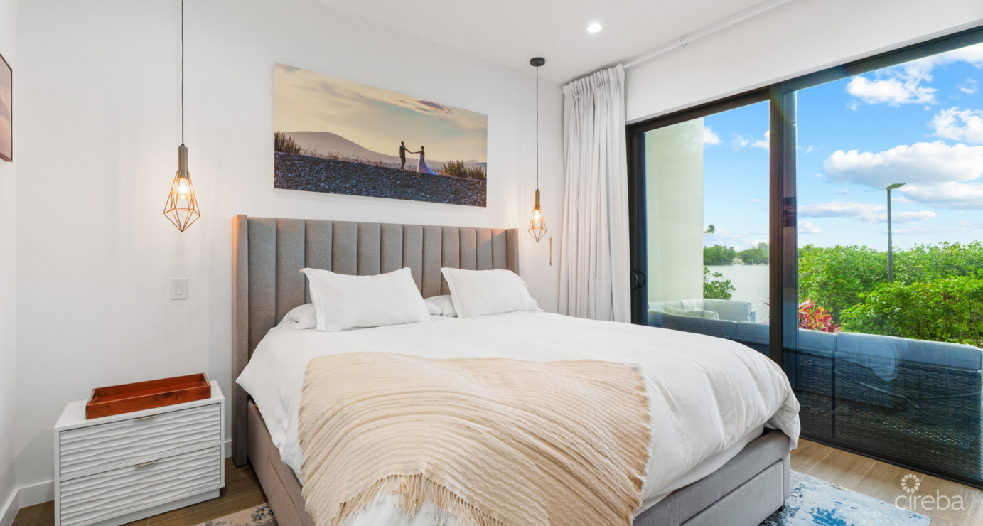 23 Allure  Exceptional Waterfront 2-bed Unit With A Highly Modified Layout