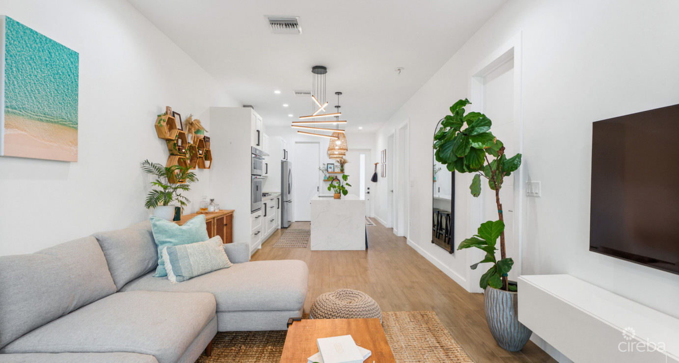 23 Allure  Exceptional Waterfront 2-bed Unit With A Highly Modified Layout