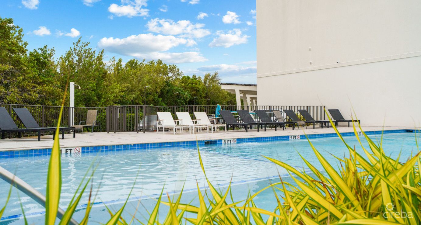 23 Allure  Exceptional Waterfront 2-bed Unit With A Highly Modified Layout