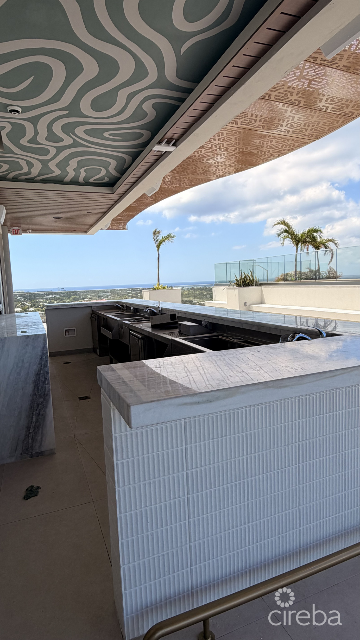 One Gt  Move In Now! Amazing 8th Floor Nw Views