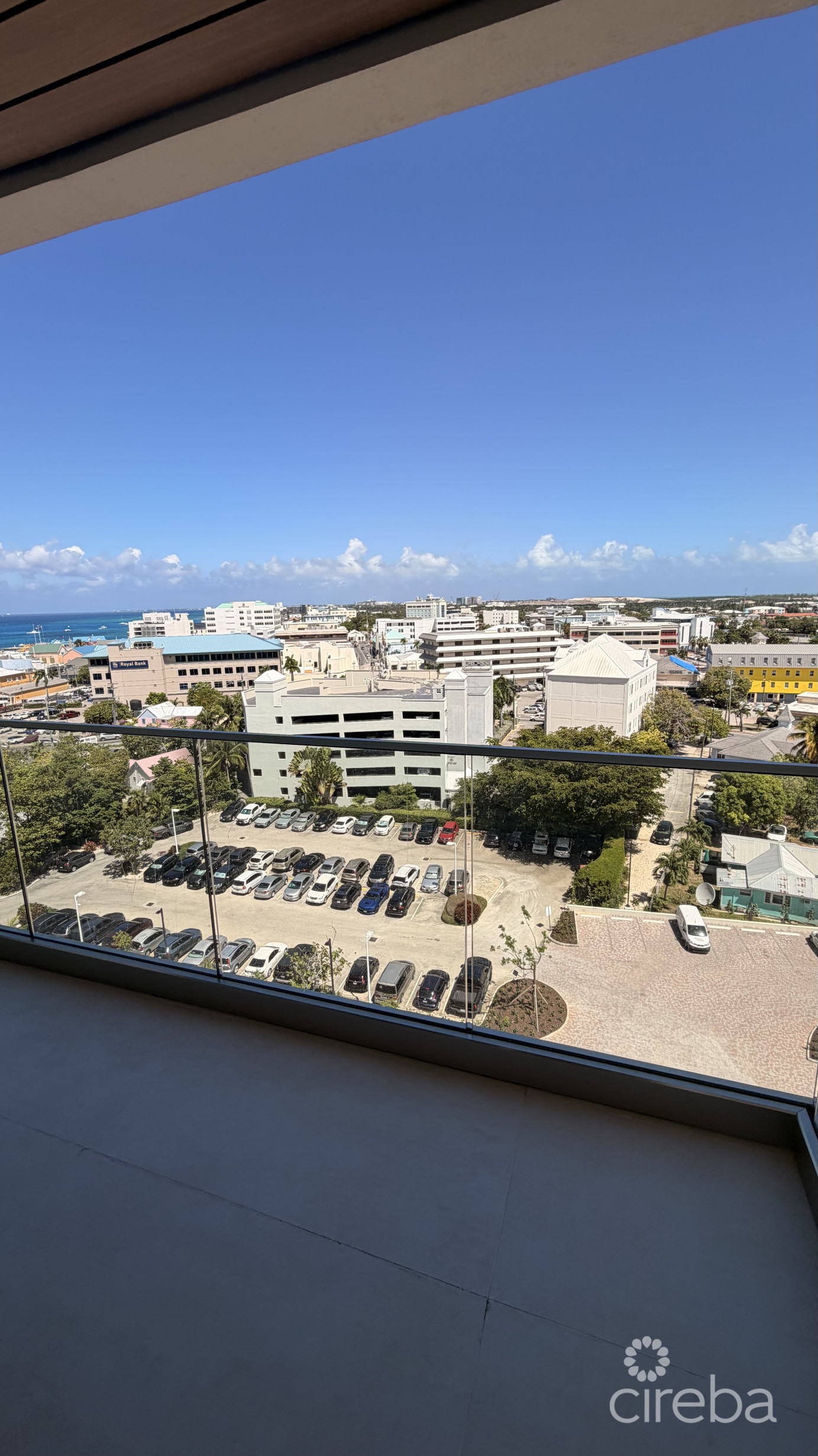 One Gt  Move In Now! Amazing 8th Floor Nw Views