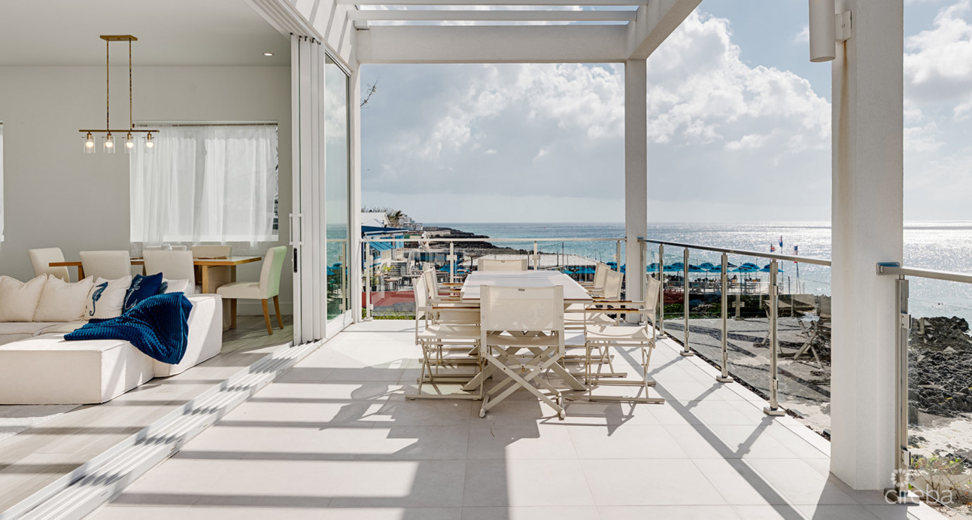 Oceanfront Penthouse- Stunning New 3 Bed- Sunset Point