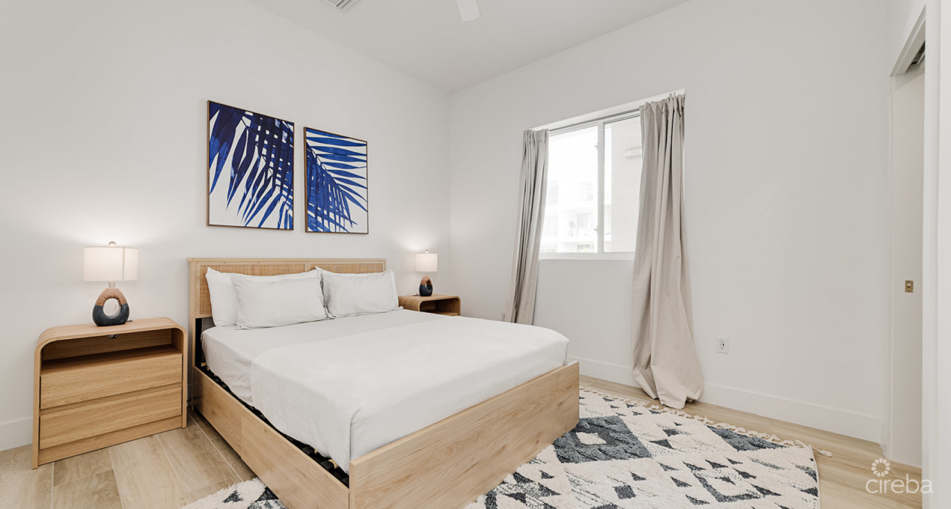 Oceanfront Penthouse- Stunning New 3 Bed- Sunset Point