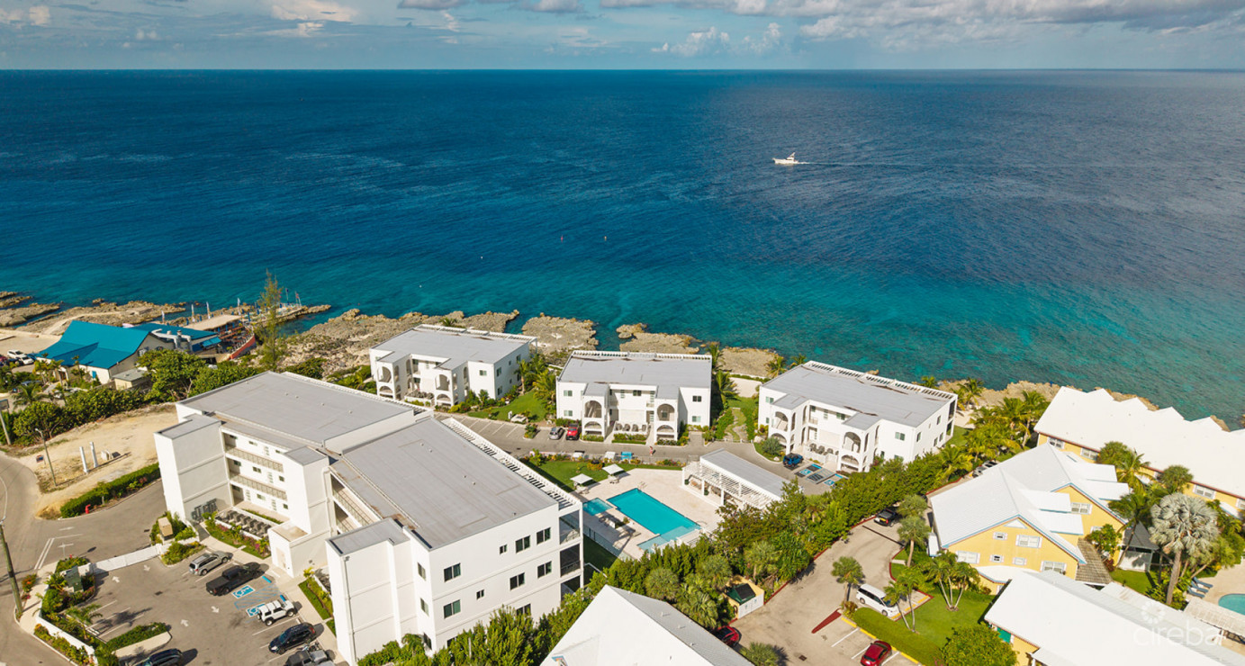 Oceanfront Penthouse- Stunning New 3 Bed- Sunset Point