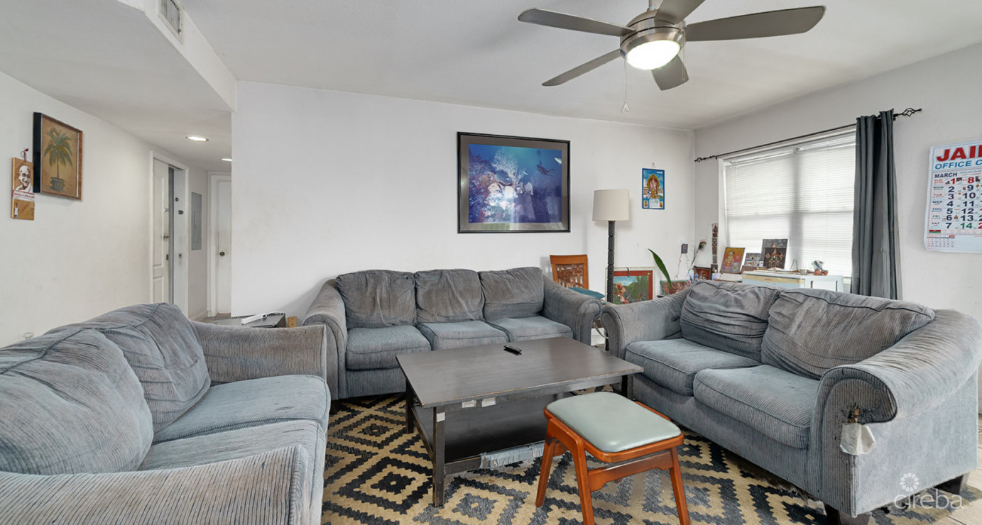 Great Opportunity With Renovation Potential - 3 Bedroom Triumph Village