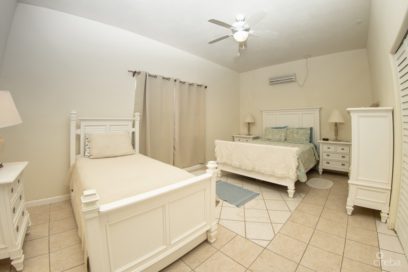 Ocean Front Paradise Villa Cayman Brac