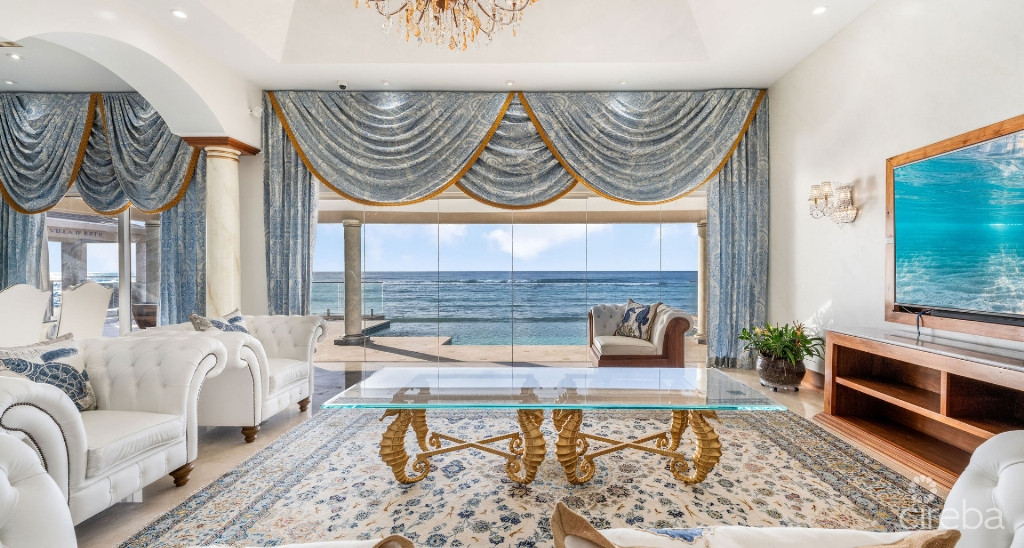 Villa D'este - Stunning Seafront Home