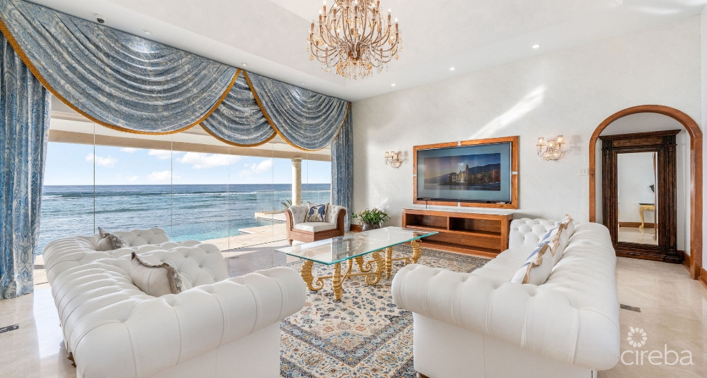 Villa D'este - Stunning Seafront Home