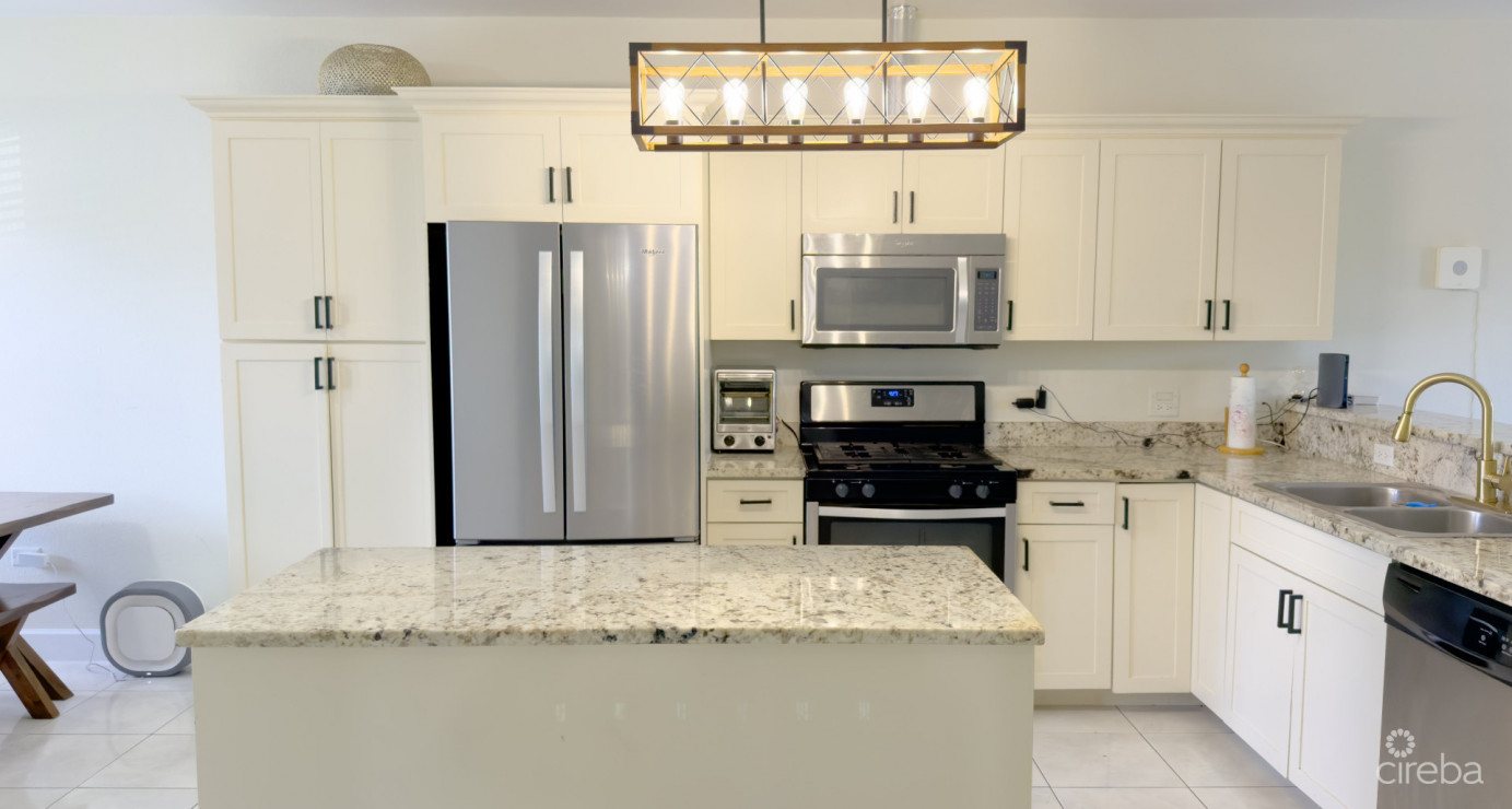 Single Family Home Larva Dr, Savannah 2bed/2bath