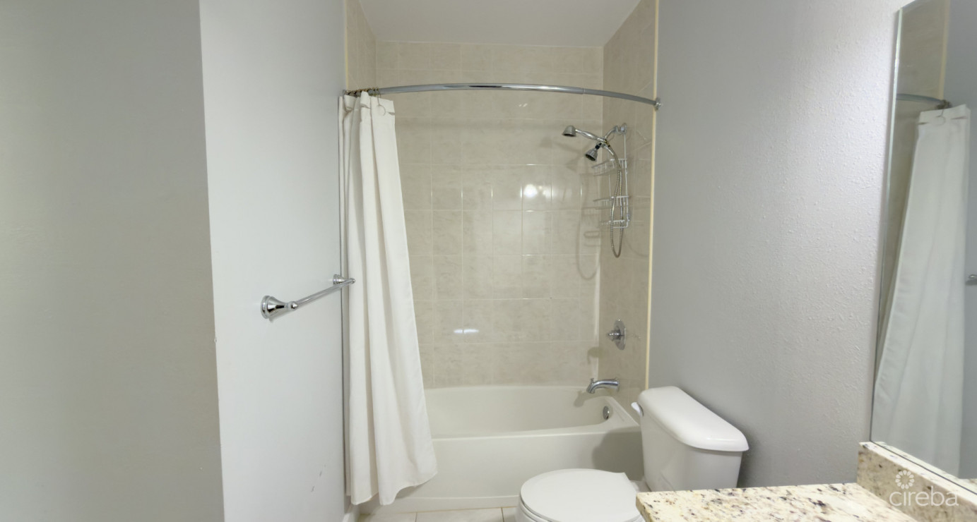 Single Family Home Larva Dr, Savannah 2bed/2bath