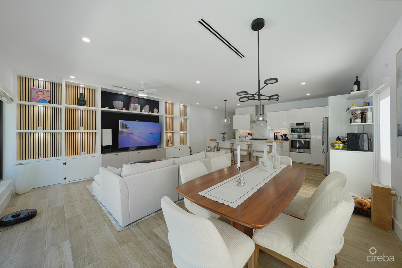 Salt Air Townhome End Unit 4 Bed