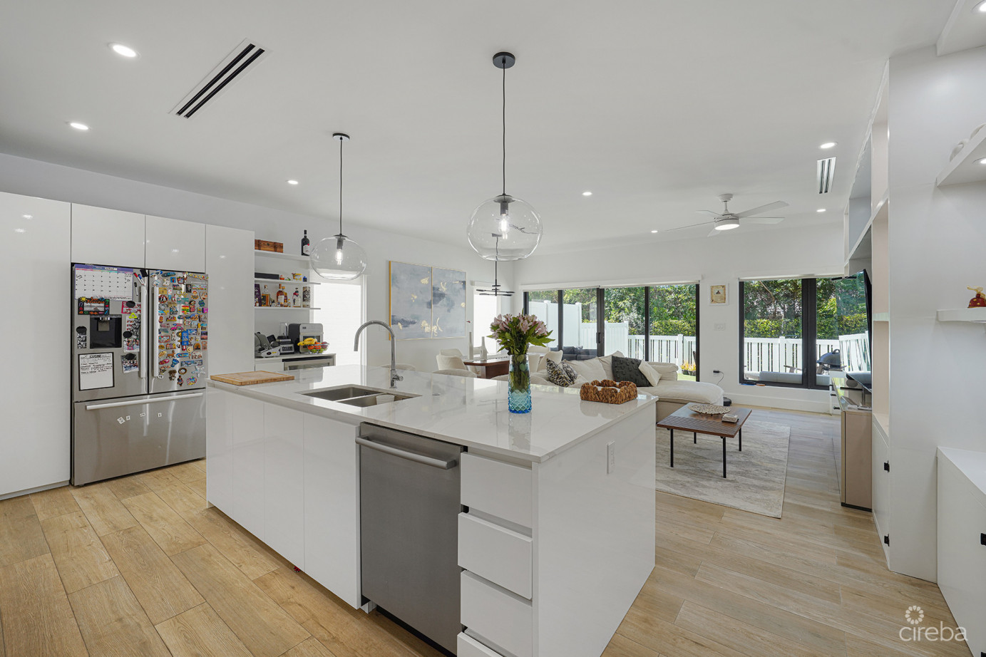 Salt Air Townhome End Unit 4 Bed