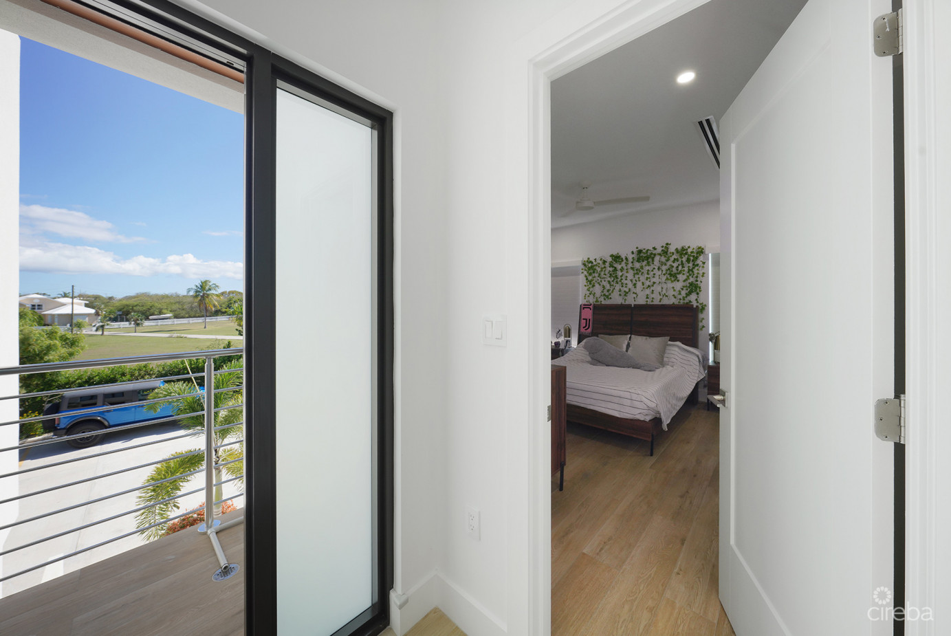 Salt Air Townhome End Unit 4 Bed