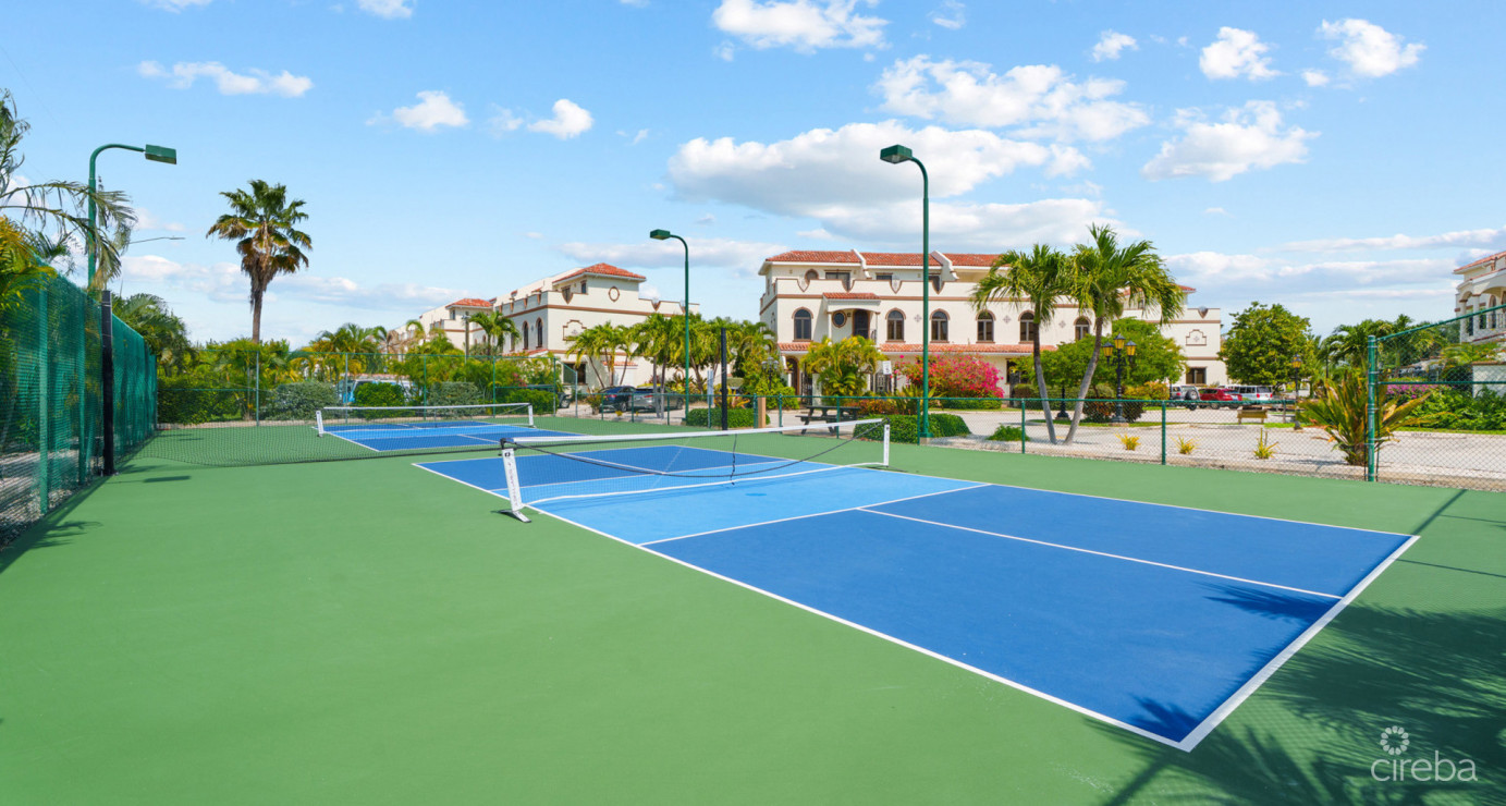 107 San Sebastian- Exceptional, Large 2-bed Condo In Sought-after South Sound Location