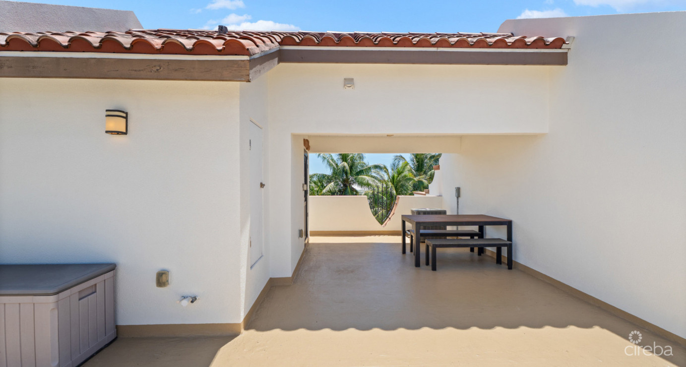 107 San Sebastian- Exceptional, Large 2-bed Condo In Sought-after South Sound Location