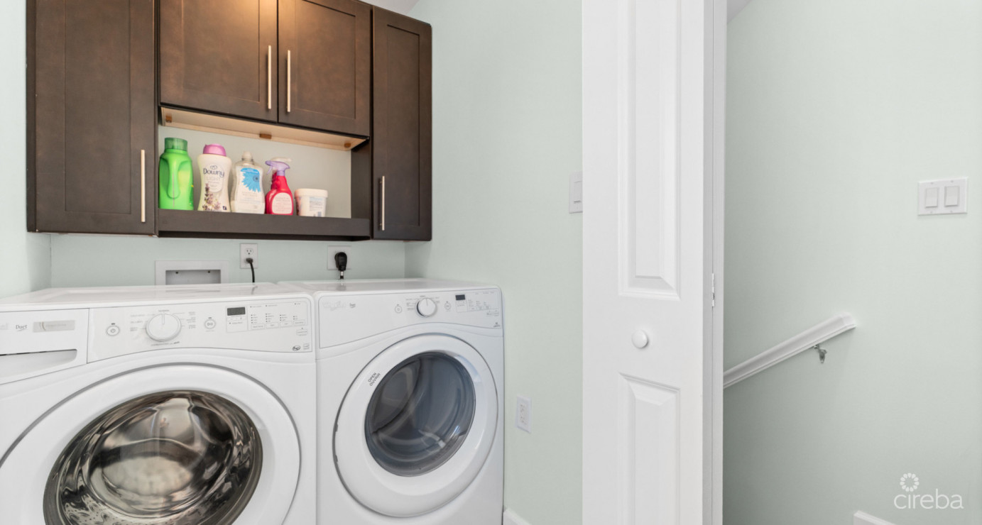 107 San Sebastian- Exceptional, Large 2-bed Condo In Sought-after South Sound Location