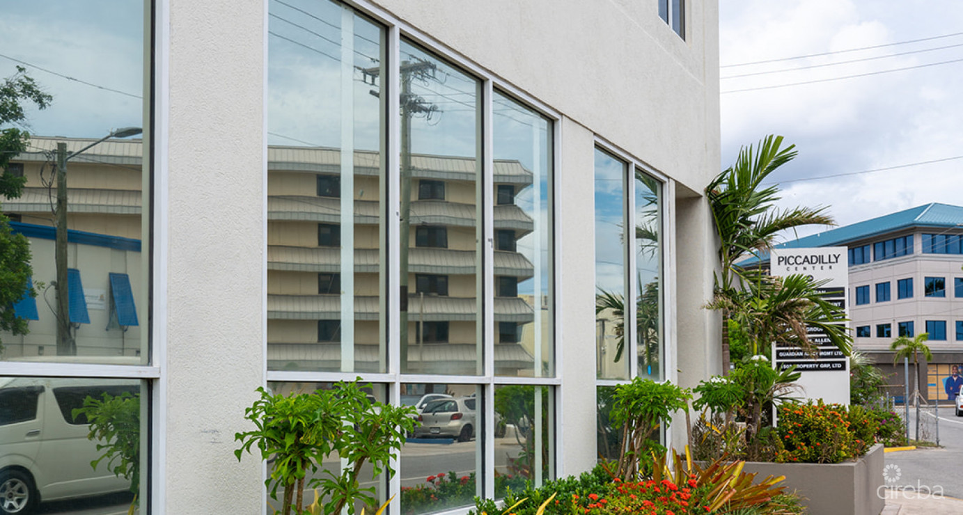 Piccadilly Centre And Parking Garage