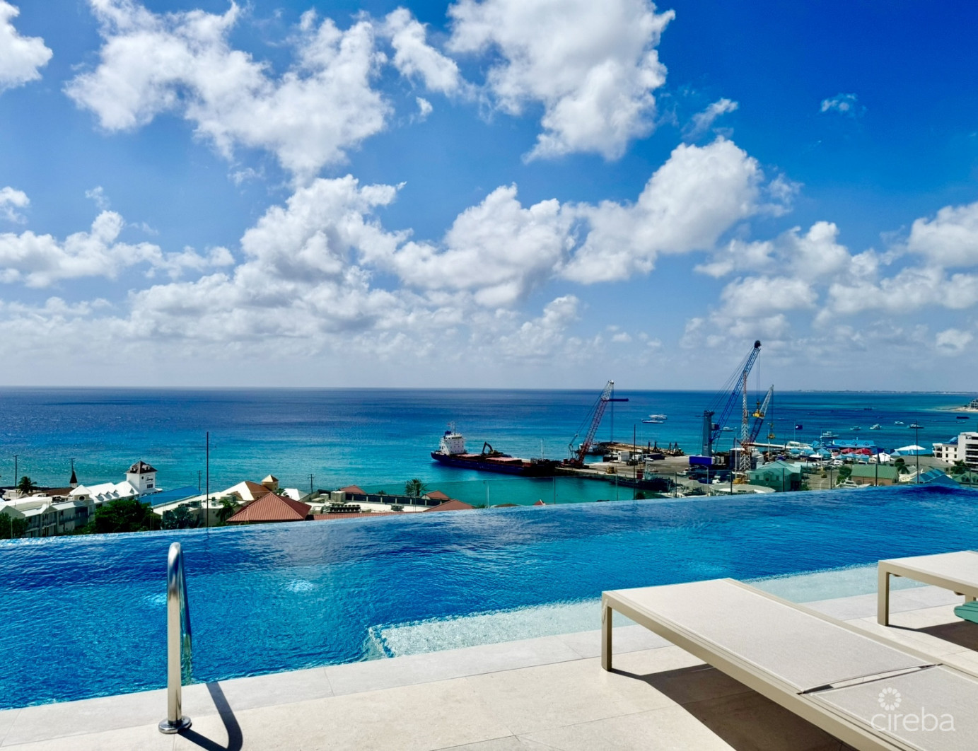 Onegt 601 - Signature Grand Residence