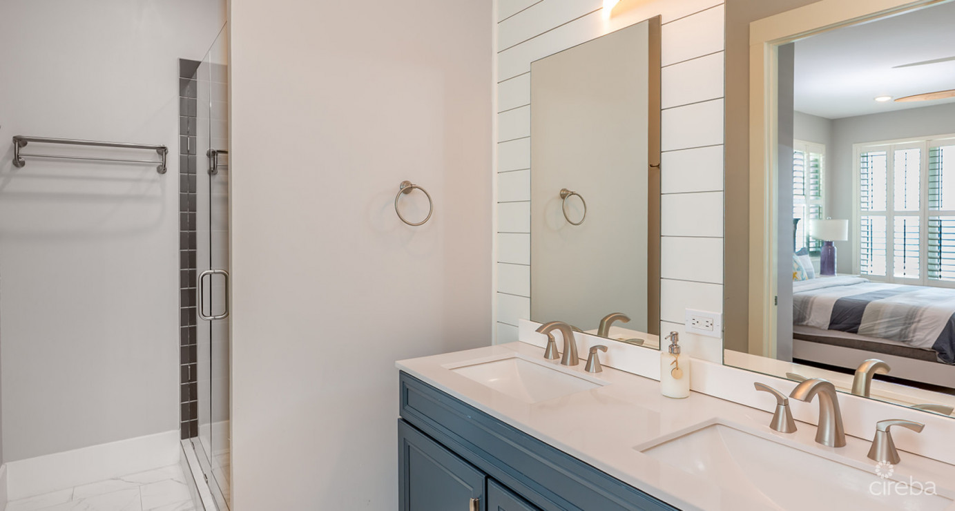 Coral Vista - High-yield Beachfront Estate With Unbelievable Returns Of 9.5%