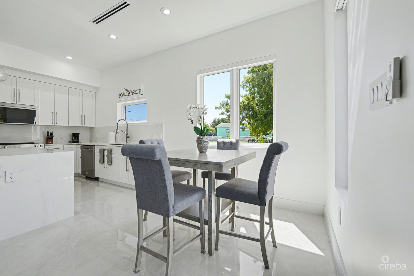 Savannah Edge Unit 1