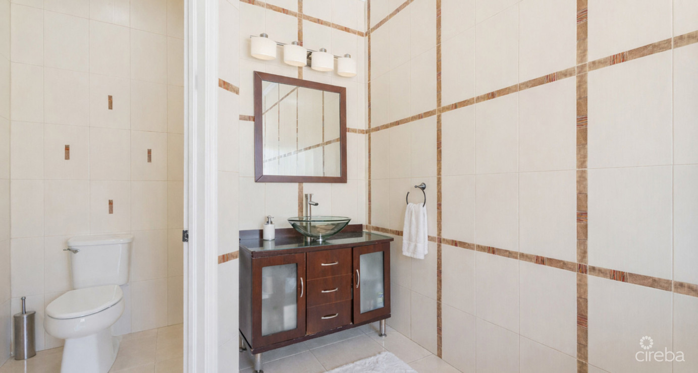 Lookout Gardens Family Estate